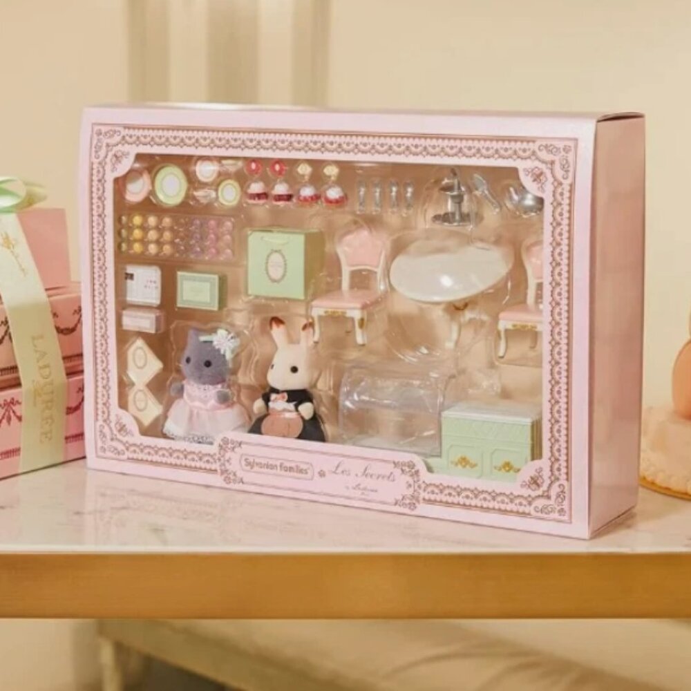 Slyvanian Families x Ladurée Les Secrets Tea Party Set (please read description)